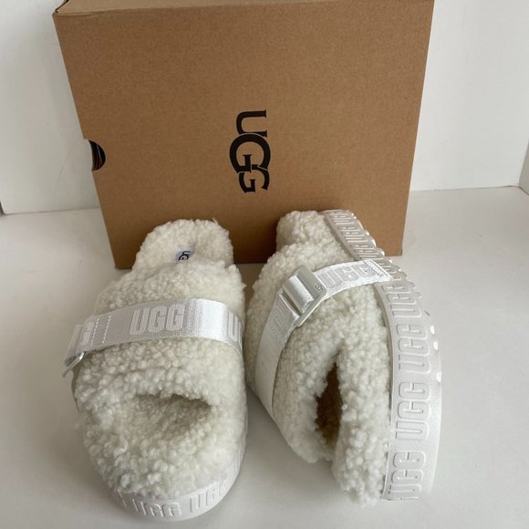 UGG Fluffita White Slipper - Picture 3 of 6